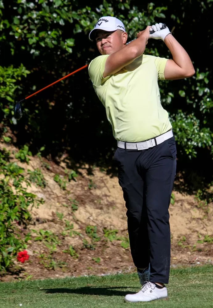 詹世昌以-4暫列第三。