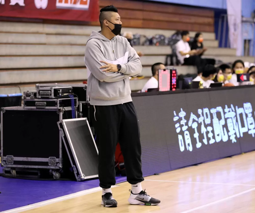 治平黑豬教練吳建龍未讓去年0.8秒逆襲重演。