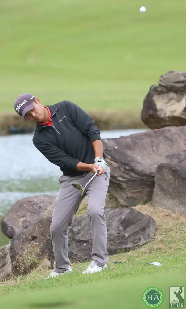 第一回合蔡宗佑70桿(-2)站並列第三。