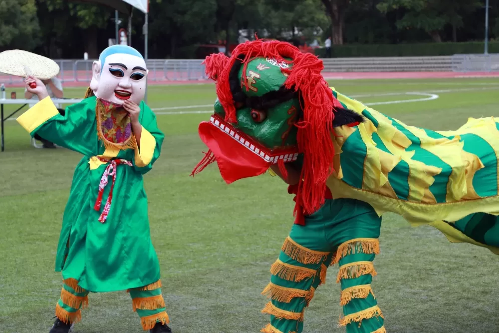 屏東內埔國小的客家獅。