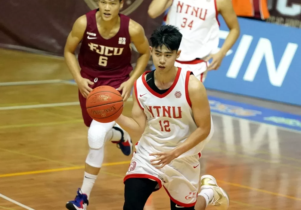 台灣師大林信寬飆出關鍵三分球,全場18分。