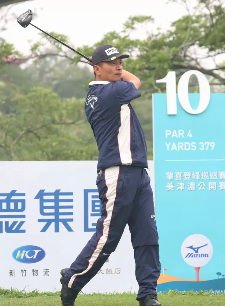 林文堂69桿(-3)暫並列第四。