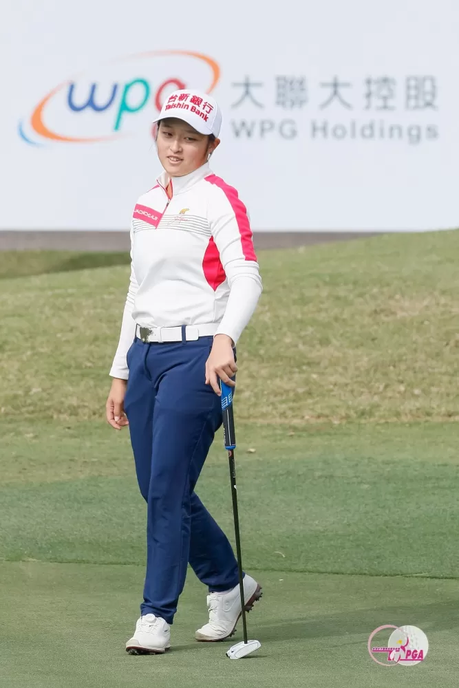 吳佳晏首回合76桿(+6),暫居第二。
