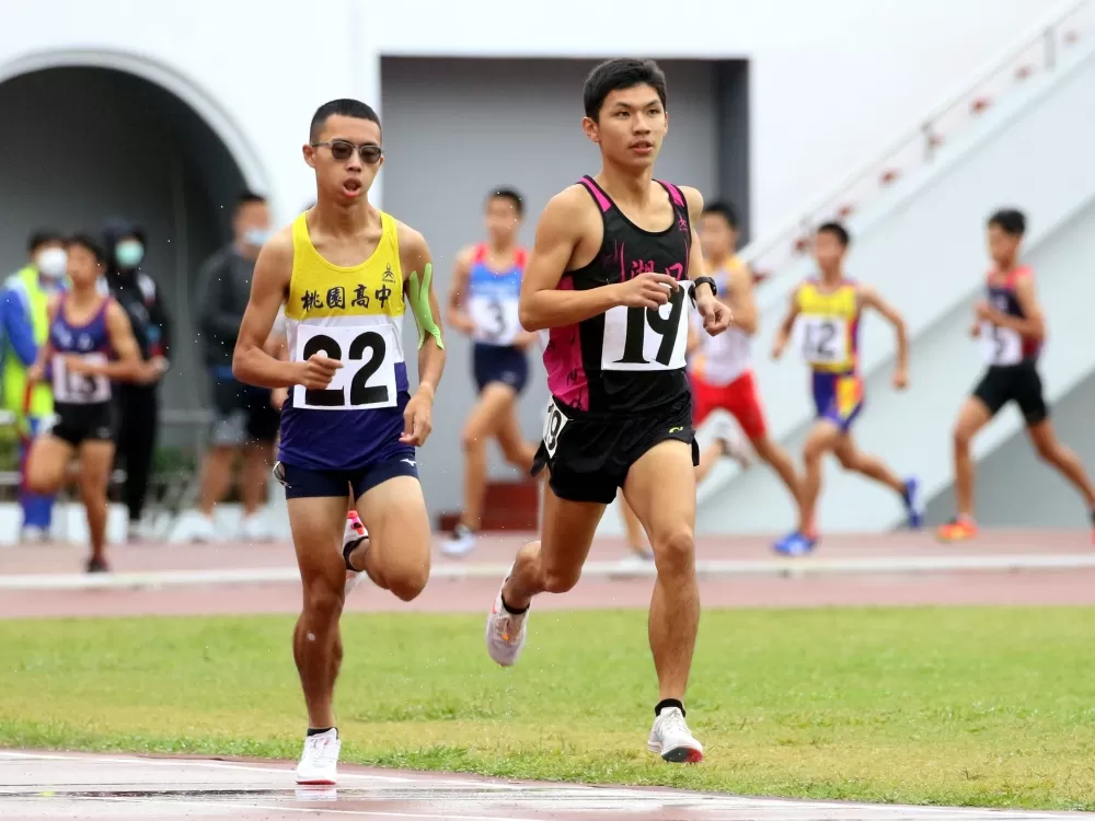 湖口高中徐立紘（前）。林嘉欣／攝影。