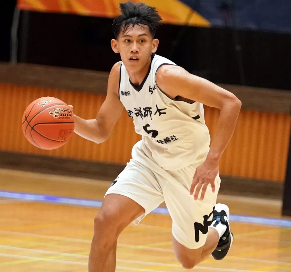 高雄師大劉本善10分10籃板。