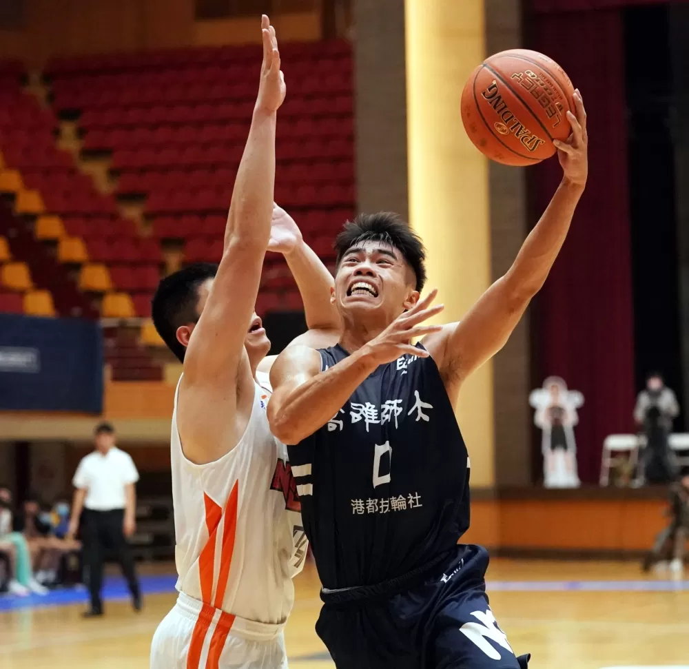 高雄師大魏莨哲8分11籃板。