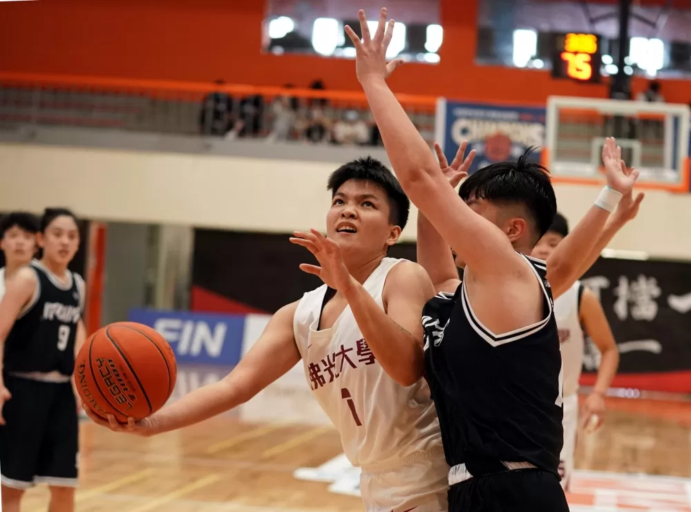 佛光大學張欣然。