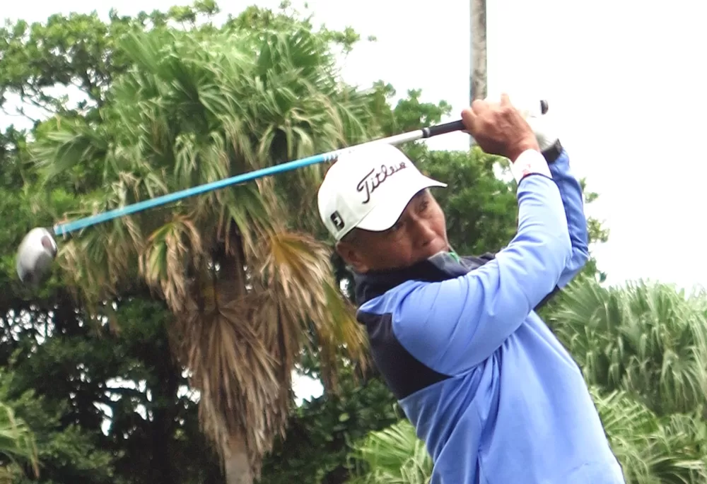 呂文德140桿(-4) ,暫居第4。大會提供。下同。