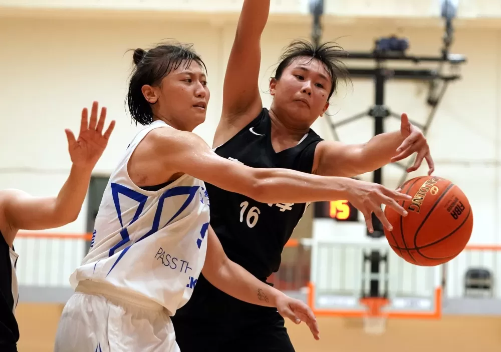 臺灣體大與臺北大學一路緊咬僅2分差。