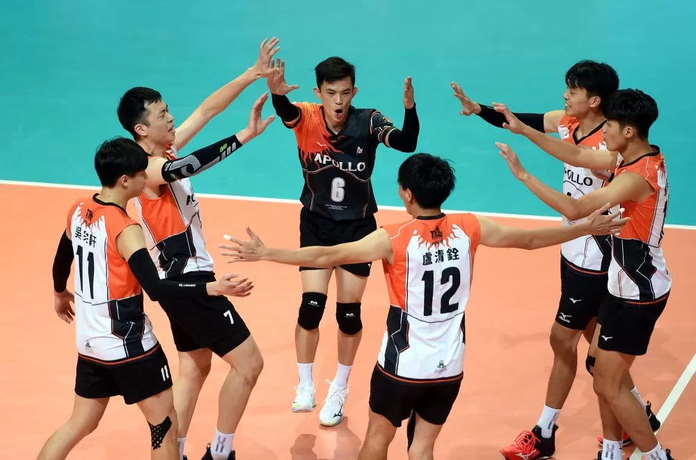 簡偉倫（6號）首度入選明星賽。