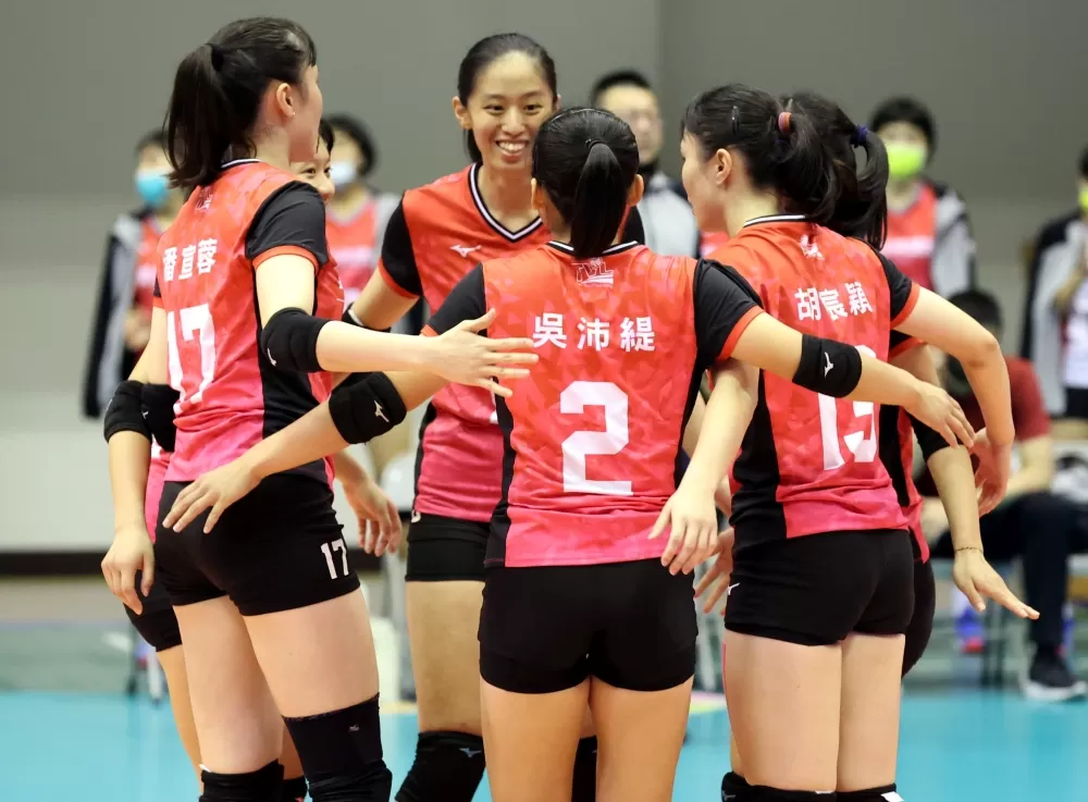 愛山林首勝還得再等等。