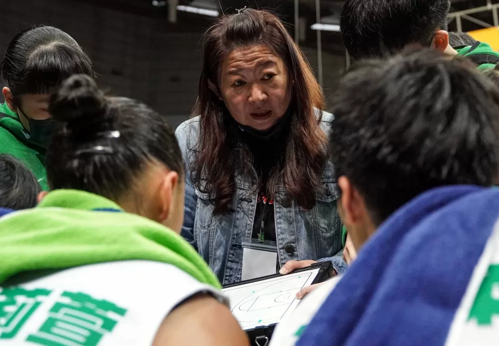 陽明教練李台英領軍繼97學年後13年來再度擊敗淡商。