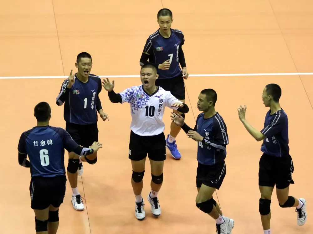 麥寮高中闖進六強超嗨。林嘉欣／攝影。