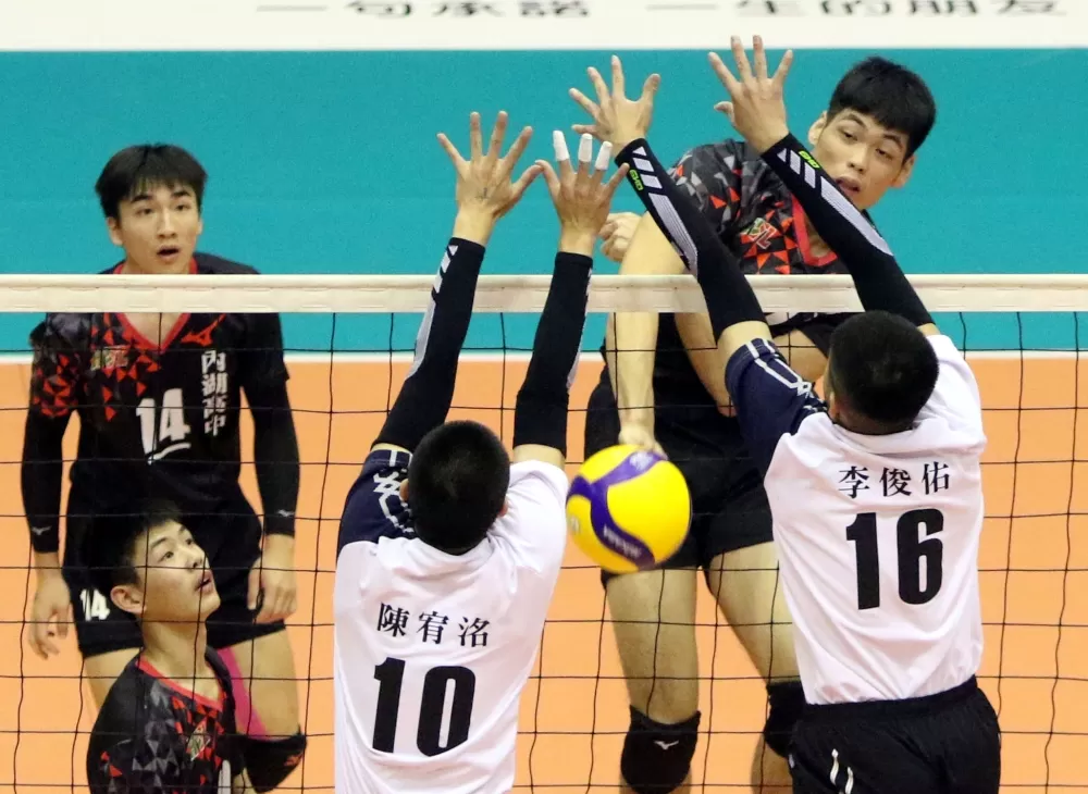 內湖高中楊承恩攻擊犀利。林嘉欣／攝影。