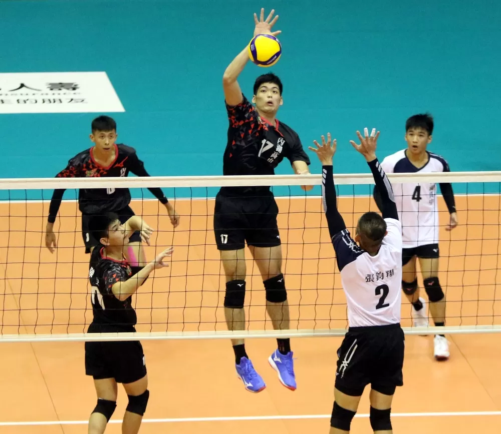 內湖高中楊承恩攻擊犀利。林嘉欣／攝影。