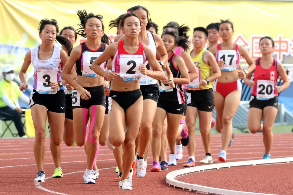 徐苡絜（前）。林嘉欣／攝影。