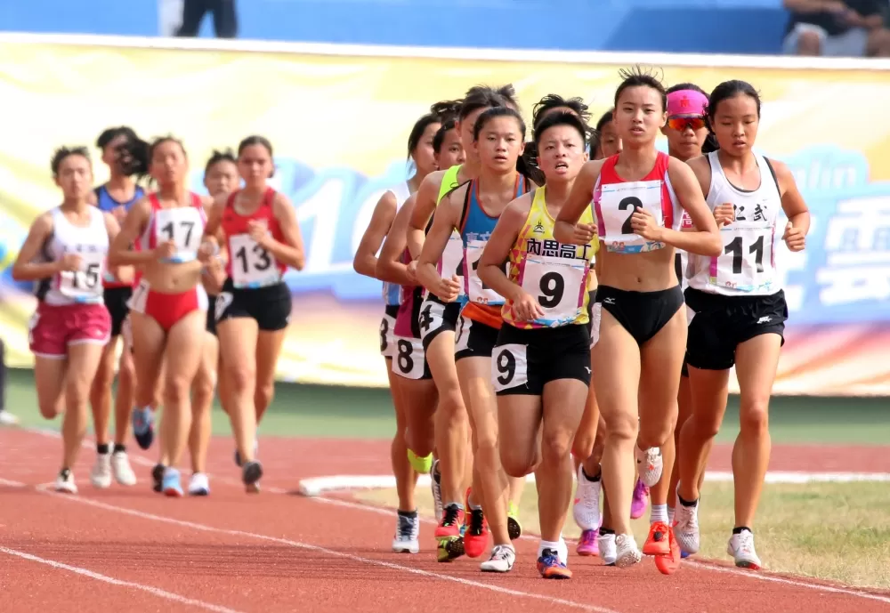 徐苡絜（前）。林嘉欣／攝影。