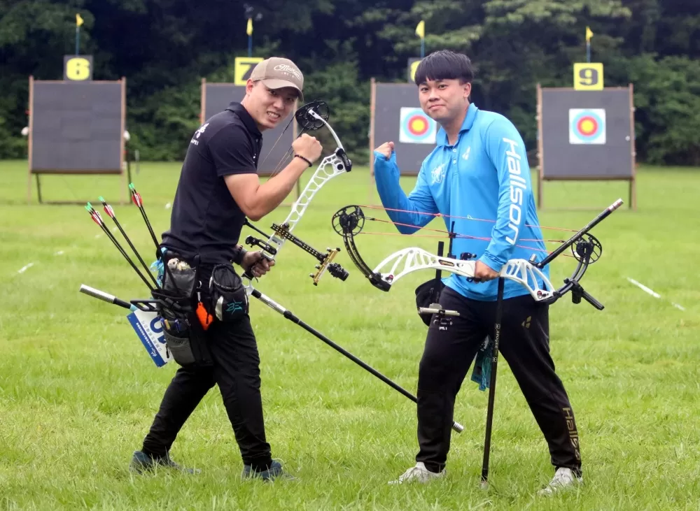 鄭郁儒（右）將和北市大張騏驊對決爭冠。林嘉欣／攝影。