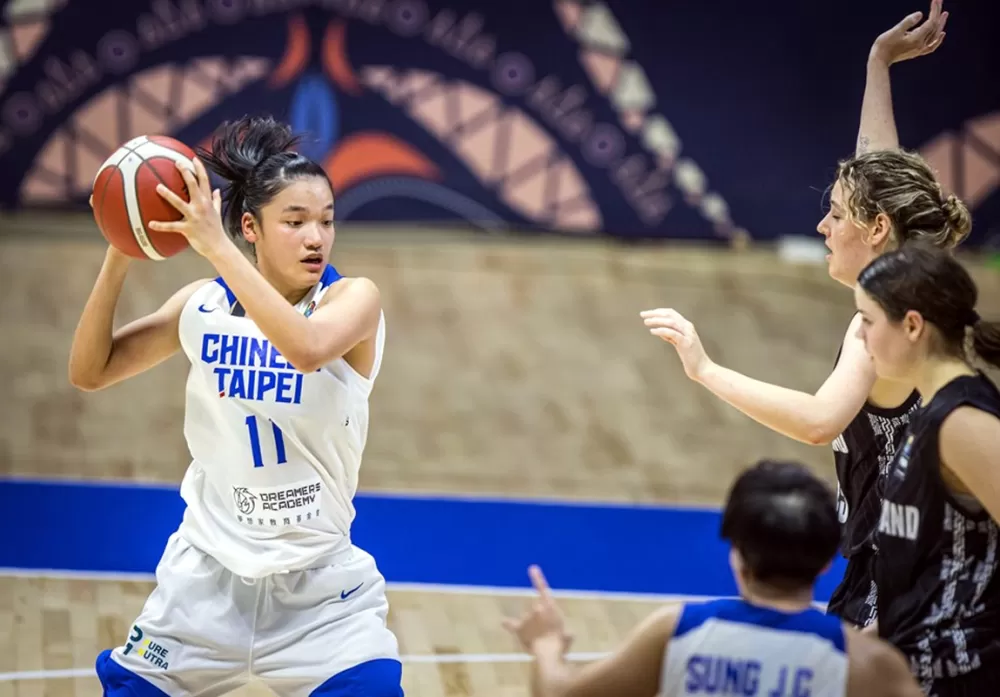 中華隊蕭豫玟場均19.2分、 13.5籃板,拿到「雙冠后」,1.2阻攻第五。FIBA提供。下同。