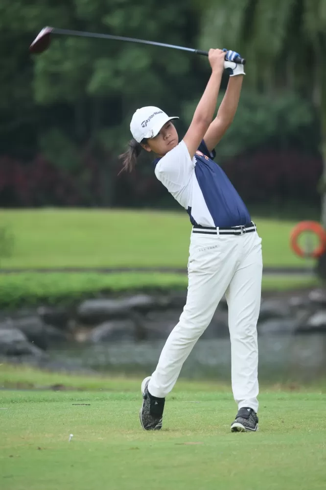 女C組冠軍余語菲。