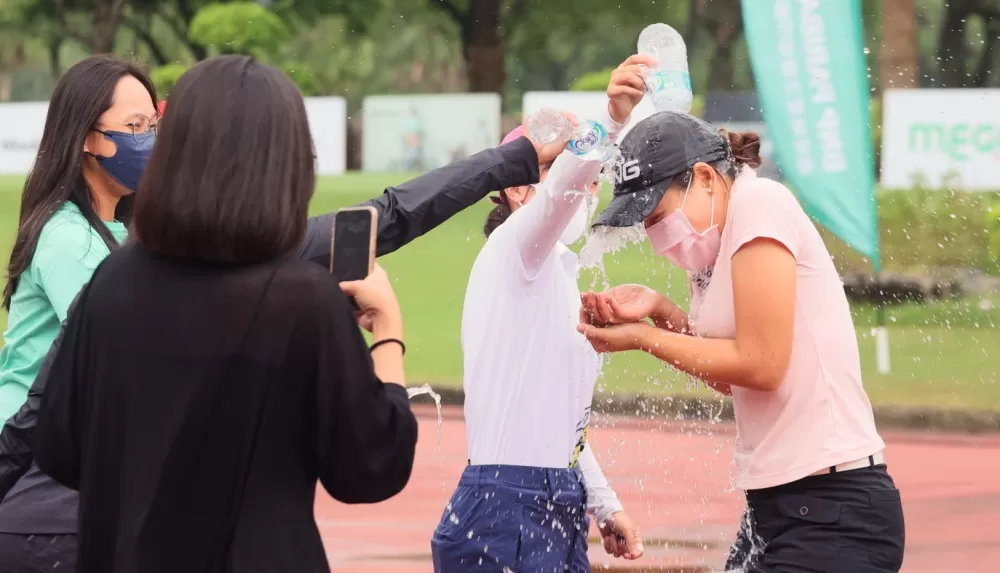 職業新秀林怡潓奪冠。