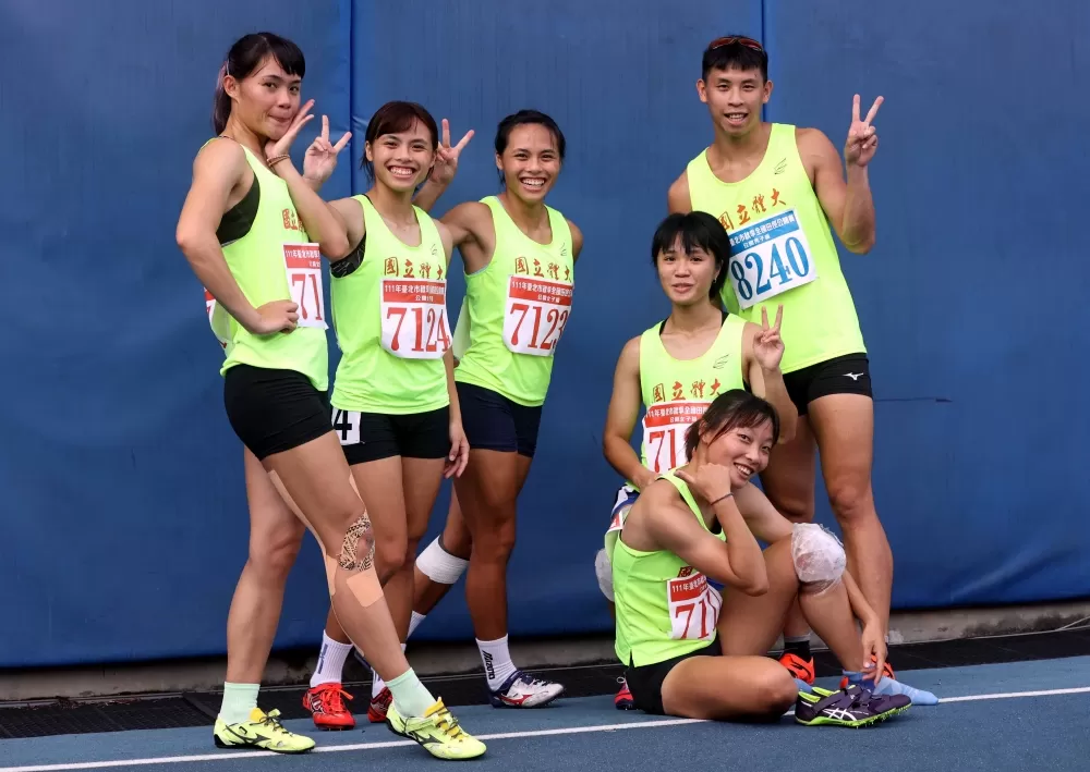 林祐賢（右）準決賽時也破大會。林嘉欣／攝影。