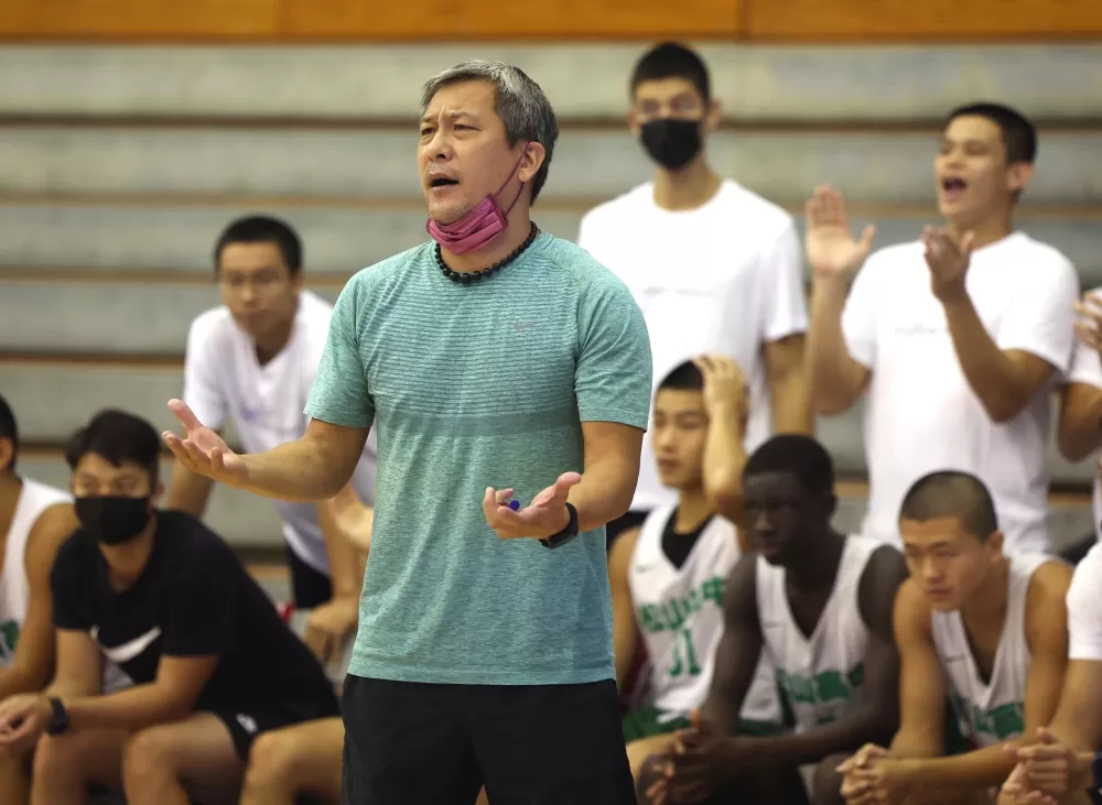 松山「鐵血教頭」黃萬隆指揮作戰自成一格。