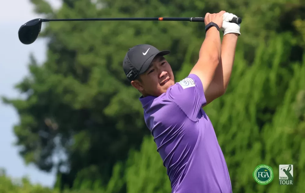 第一回合何祐誠70桿(-2)暫並列第一。