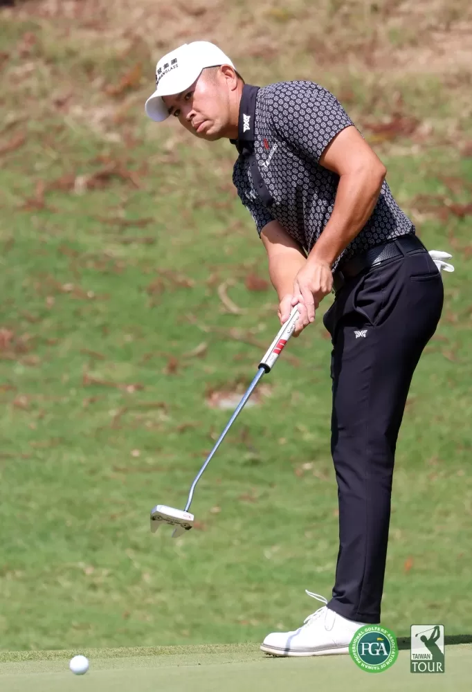 詹世昌 第三回合 -1 總桿 -2 。