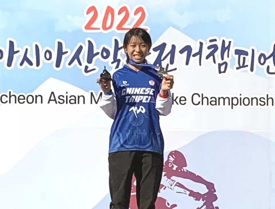 李易珊第一次出國比賽便奪金。