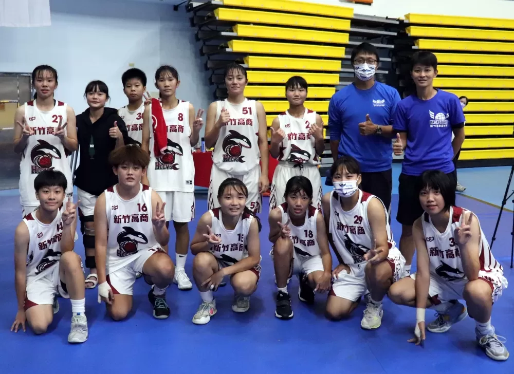 捨拚乙級四連霸竹商甲級隊史首勝。