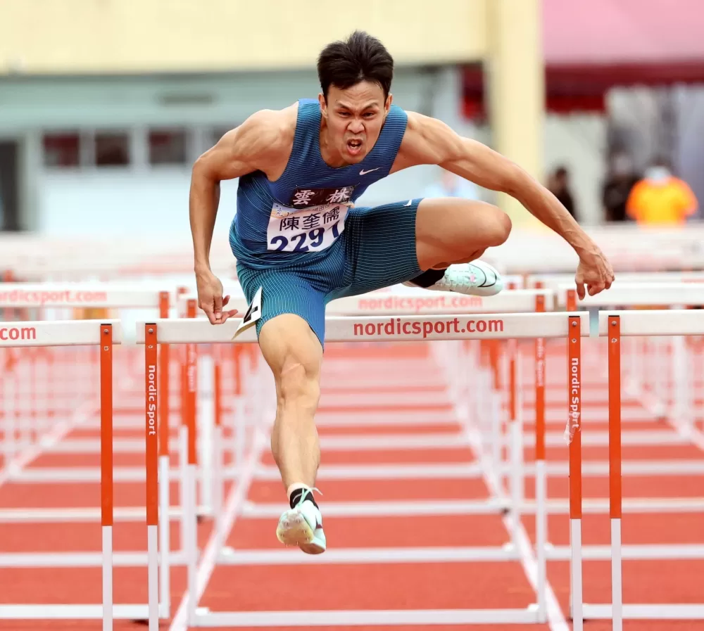 陳奎儒兩破大會。林嘉欣／攝影。