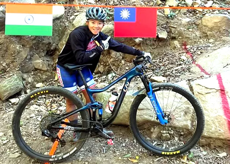 蔡雅羽在登山車亞錦賽得四,亞運門票到手。蔡雅羽提供。