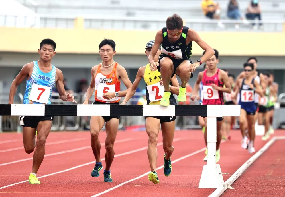 男子3000障決賽。林嘉欣／攝影。