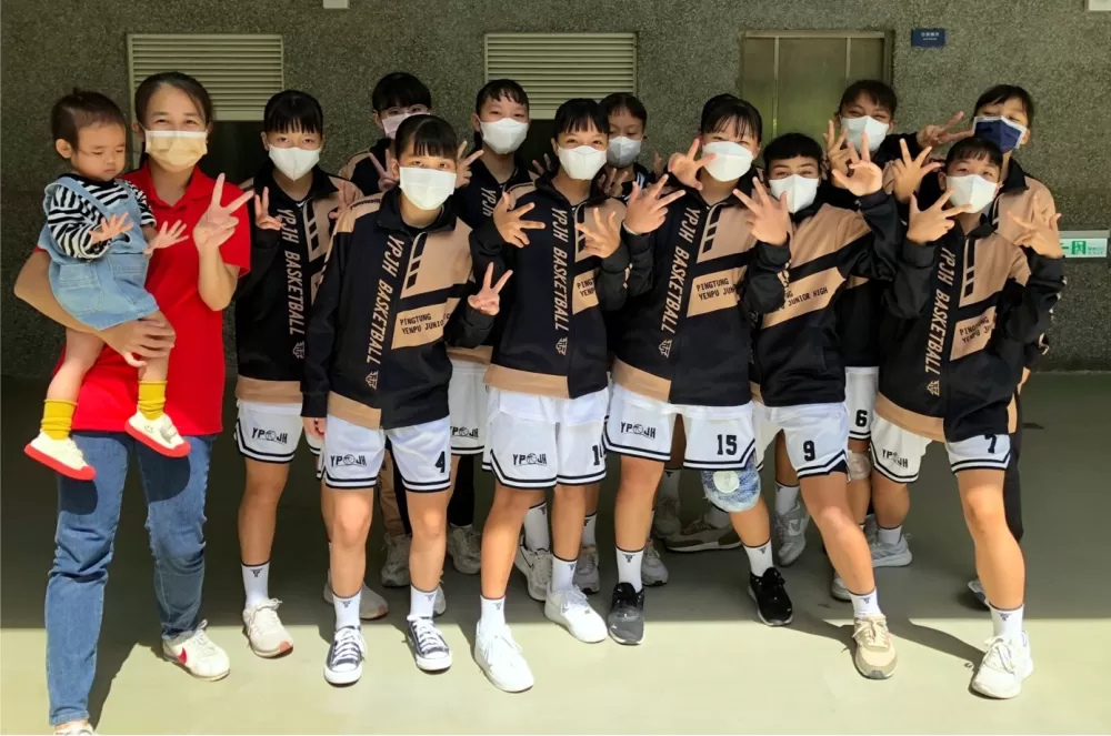 鹽埔女籃首度挑戰甲級隊史嘗鮮。