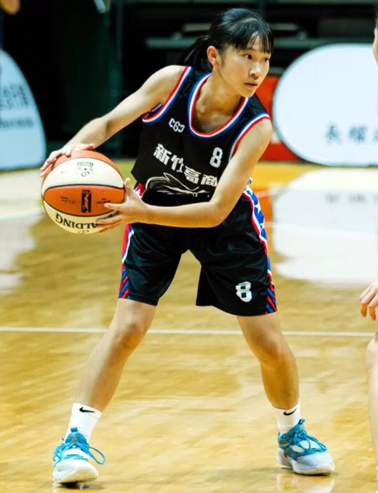 竹商「三朝元老」楊語蓁繼長耀盃單場33分後再飆31分,資格賽3連勝提前晉級。