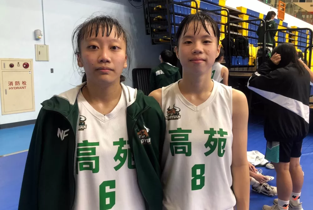 連予淨（左）、姚亭亘「麻吉」再合扮高苑贏球功臣。