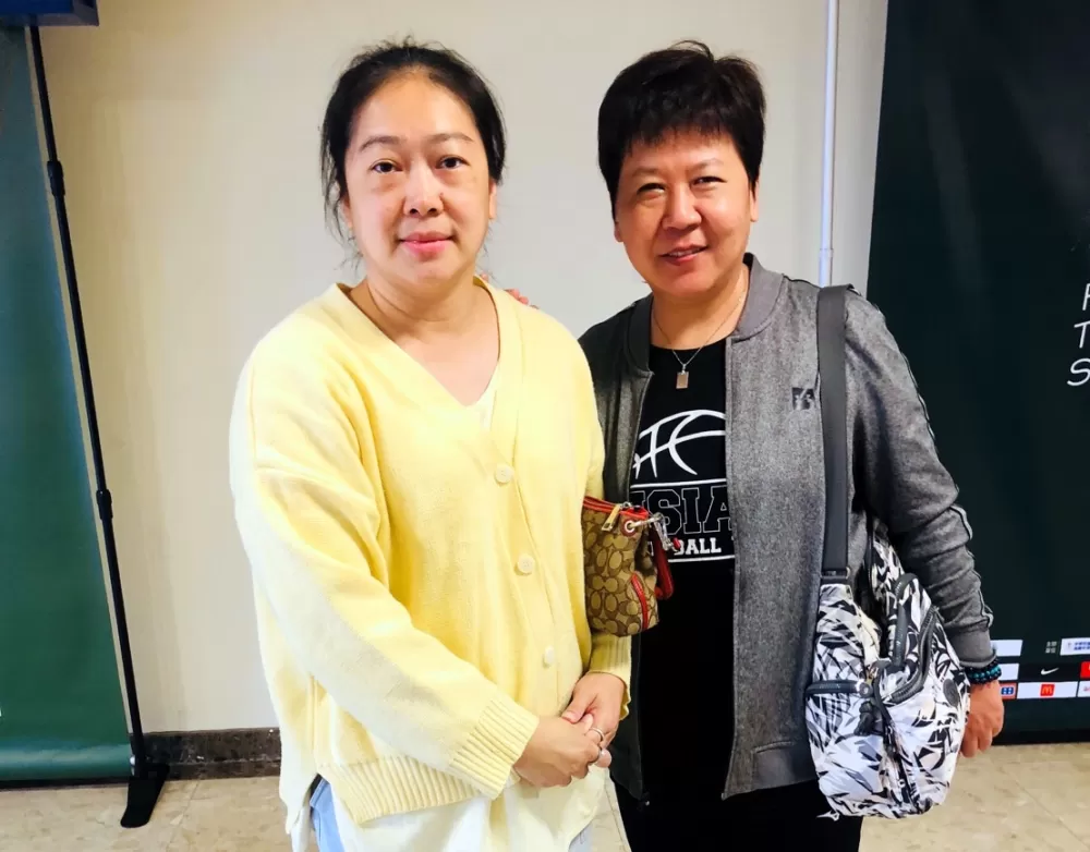 七賢教練唐敏華（右）、石牌教練高敏淇是前中華U16教練搭檔。