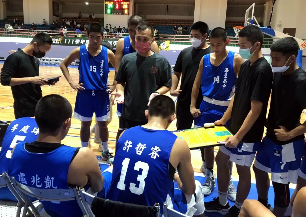 海星教練許肇文領軍勝萬能。