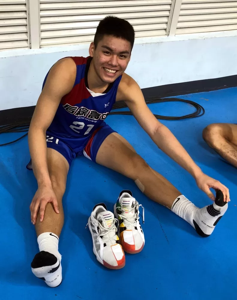 后綜第一戰將林睿軒個性開朗。