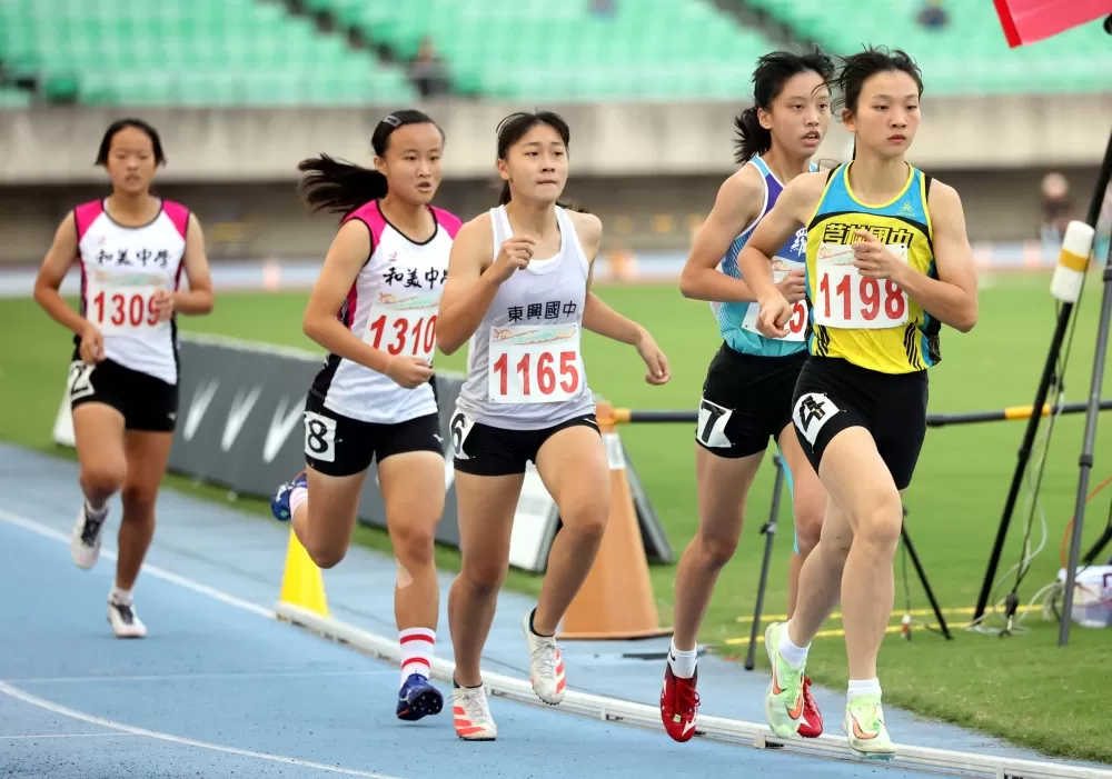 林沛萱（前）打破國女全能大會紀錄。林嘉欣／攝影。