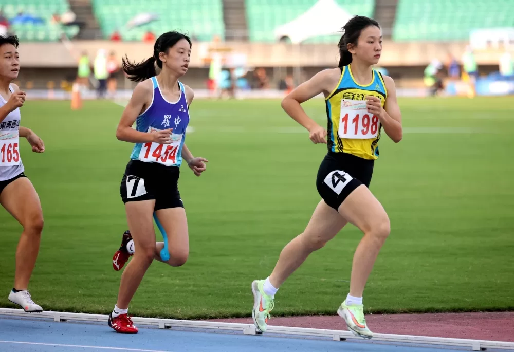 林沛萱（前）打破國女全能大會紀錄。林嘉欣／攝影。