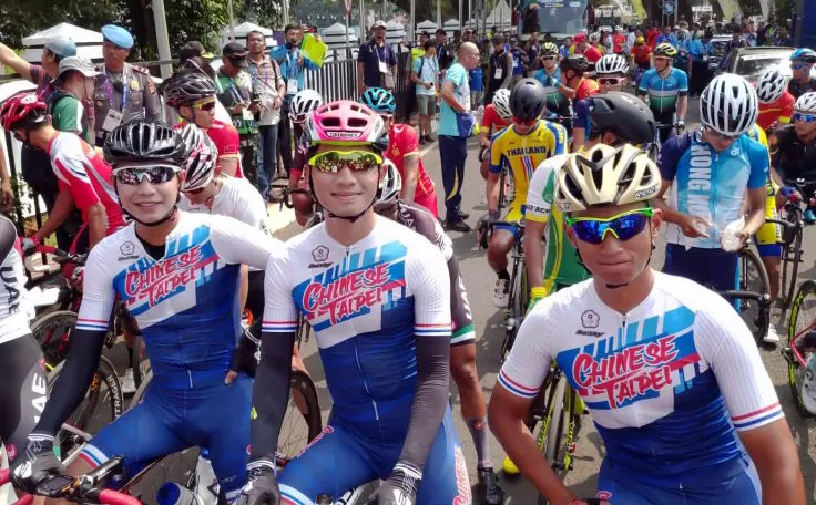 劉恩杰(左起)、陳建良和馮俊凱。楊東蓁／提供。