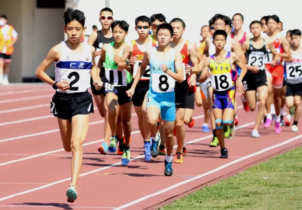 簡子傑(前)。林嘉欣/攝影。