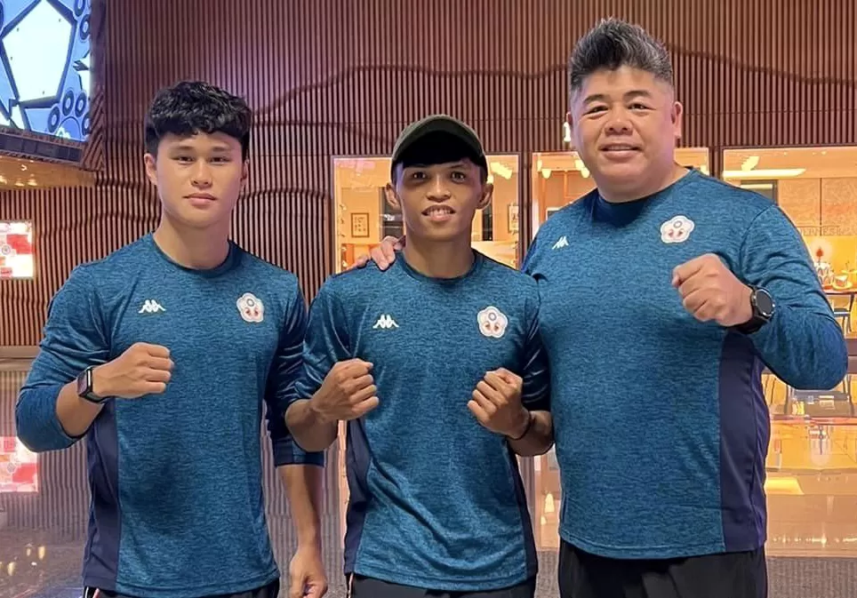 羅尚策(右起)和賴主恩。羅尚策/提供。