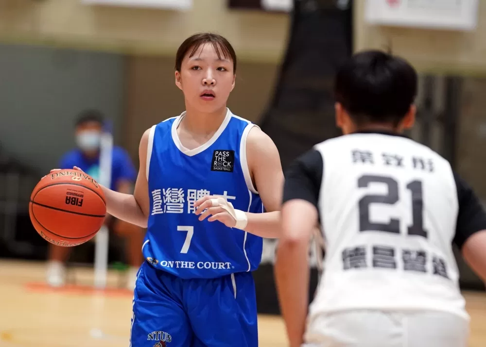 臺體大謝亮平得16分。
