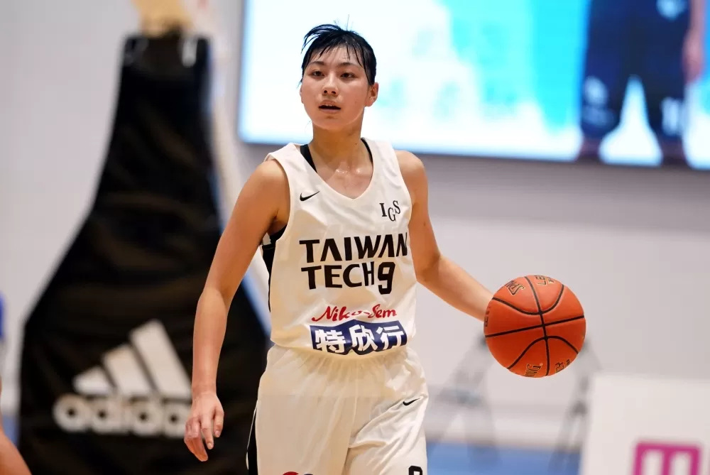 連兩屆得分后陳芷英本場雙十18分12籃板。