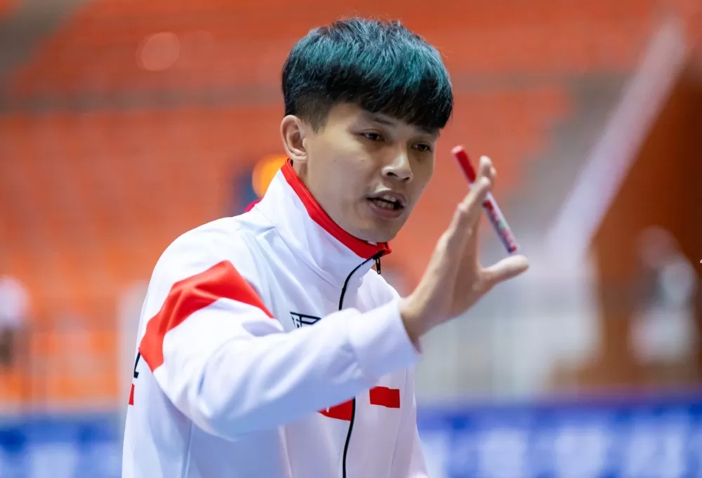 宜中教練陳建嘉。侯漢威／攝影。