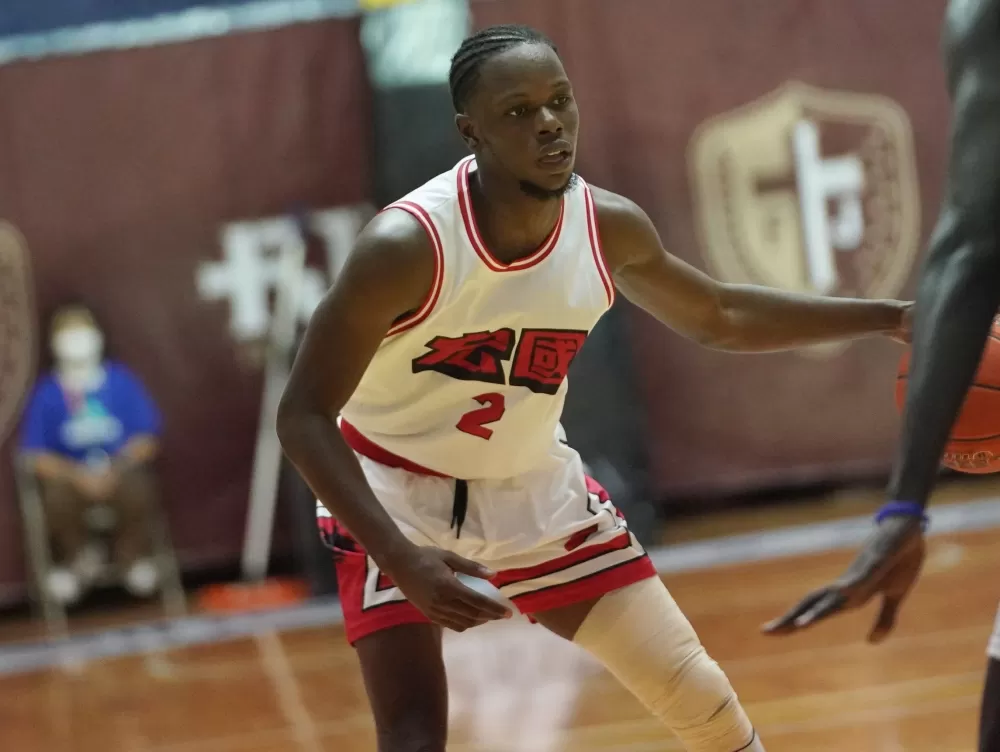 德霖科大阿布17分9籃板。