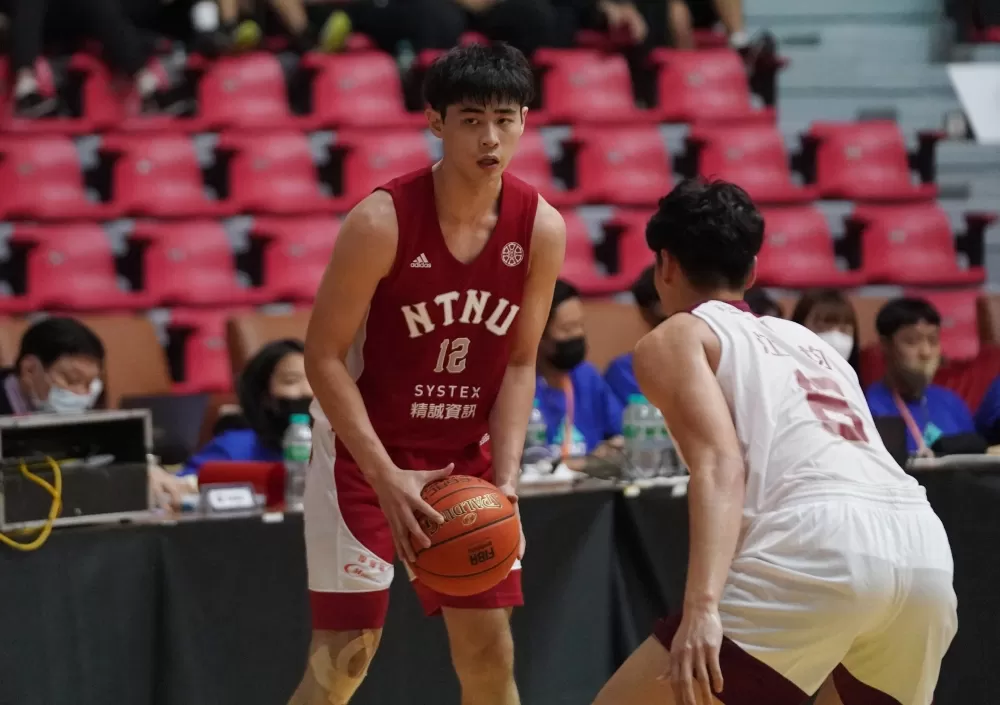 臺灣師大林信寬10分。